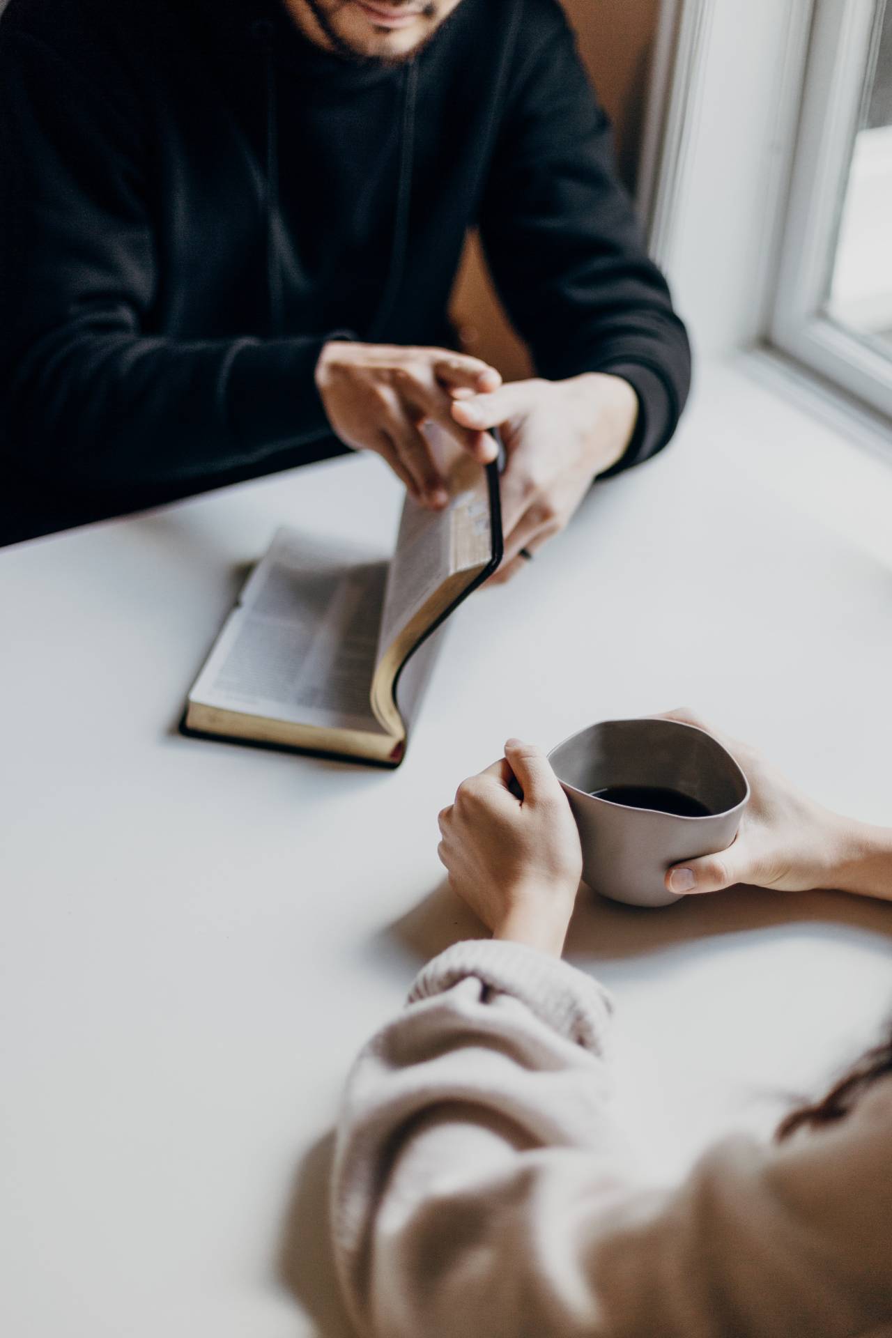 priscilla-du-preez-MIf25phxNlE-unsplash